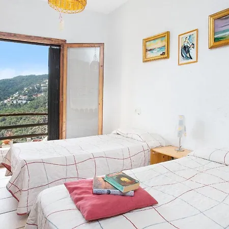Sant Eloi Sleeps 6 Lloret de Mar