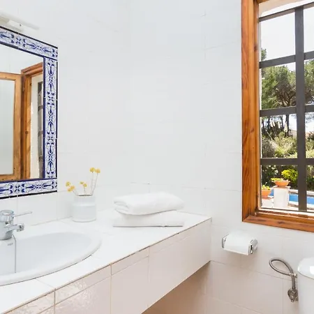 Sant Eloi Sleeps 6